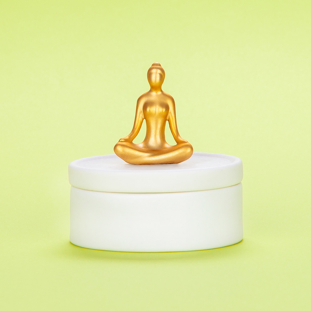 Jewellery box ,Yoga,golden,porcelain